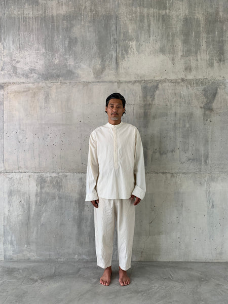 TITIK  [ point ] - HALF BUTTON SHIRT 100% COTTON